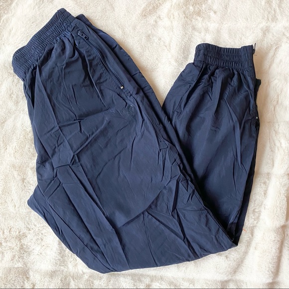 Aritzia TNA Boyfriend Track Pant Starboard Navy Size Small - Picture 4 of 11
